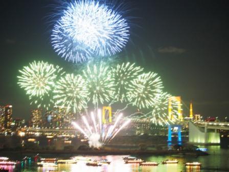 Why I Push Odaiba Rainbow Fireworks In Winter Tokyo Direct Diary